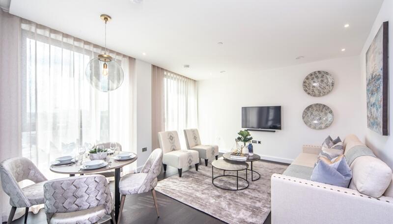 2 bed property in 4 Thornes House, 6-8 Charles Clowes Walk, London